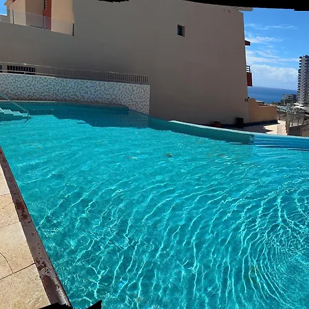 Bilbao House Апартаменти