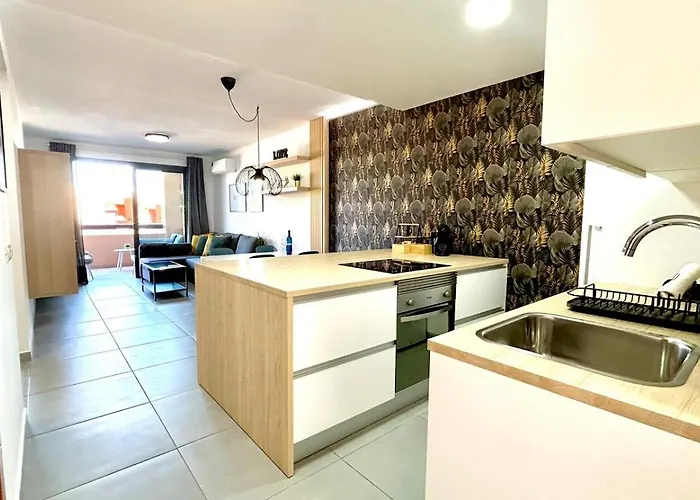 Bilbao House Апартаменти